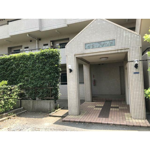 ベラアカシア エントランス